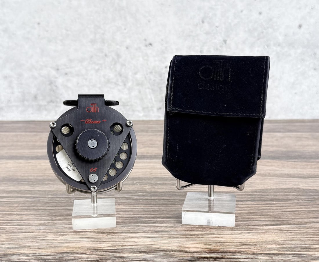 ATH Ari T Hart Demo Fly Fishing Reel: Demo model, serial 05. With pouch.