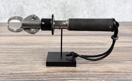 Eastaboga Model 315 Boga Grip Lip Fishing Scale