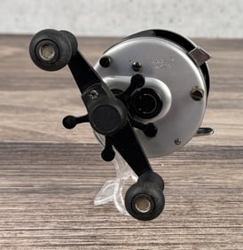 Abu Garcia Ambassadeur 5501-C3 Fishing Reel