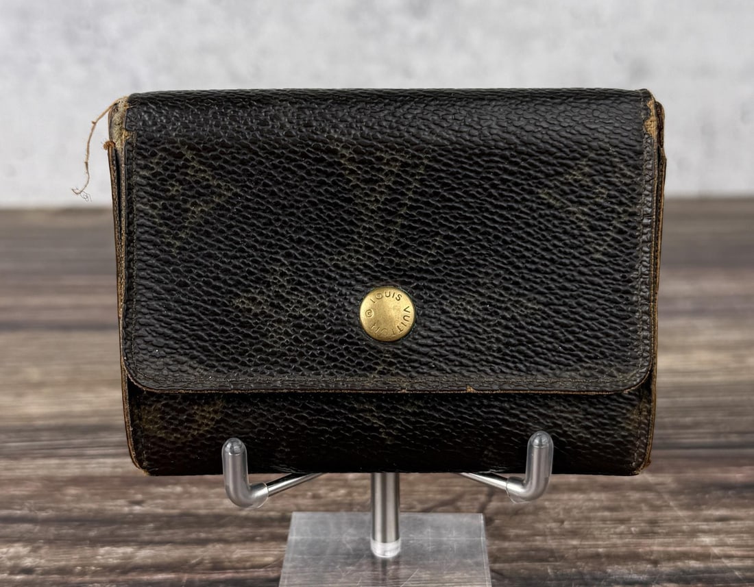 Vintage Louis Vuitton Monogram Snap Fold Wallet: Measures 3 7/8" by 2 3/4" closed. Please review photos for condition issues.