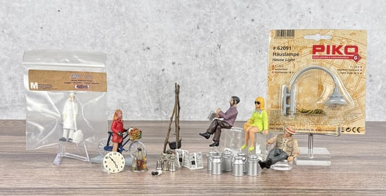 Model Railroad Figures & Accessories