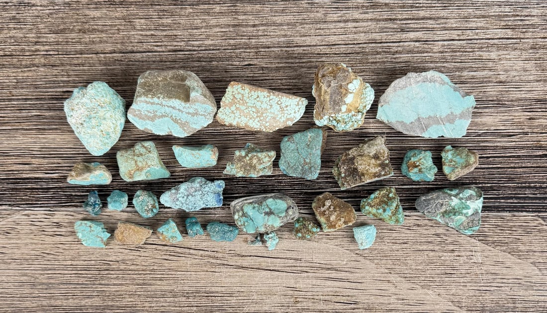 2270 Carats of Jewelry Grade Turquoise Rough: 454 grams or 2270 carats