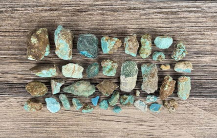 2335 Carats of Jewelry Grade Turquoise Rough