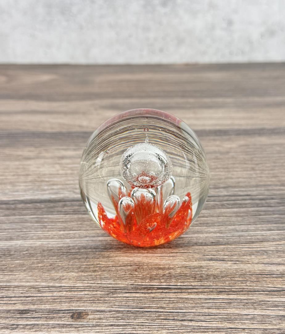 Art Glass Controlled Bubble Paperweight: 3 1/8" tall by 3 1/4" in diameter. Small base chip