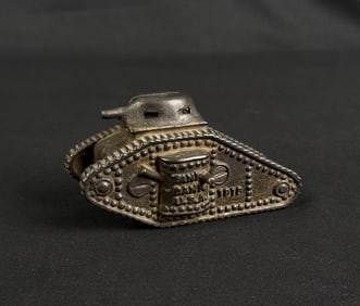 AC Williams 1918 Cast Iron Tank Still Bank