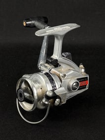 Olympic VS 800 Spin Casting Fishing reel