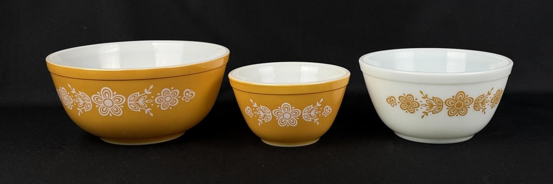 Pyrex Gold Butterfly 3 Piece Mixing Bowl Set: 401, 402 and 403