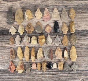 Ancient Native American Indian Arrowheads Points