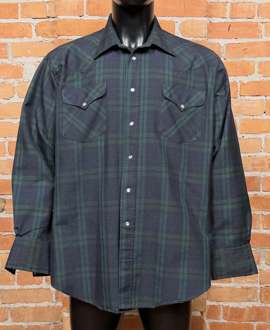 Ruddock Pearl Snap Cowboy Shirt: 23" armpit to armpit, 32" long, 21" shoulder to shoulder.