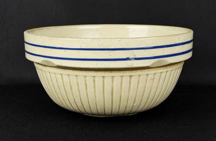 Red Wing Stoneware Ribbed Mixing Bowl