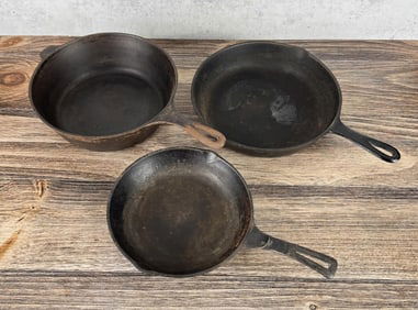 Collection of Cast Iron Skillets Frying Pans