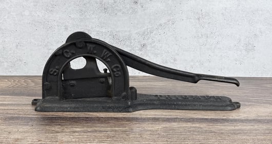 Cast Iron SCW Triumph Plug Cut Tobacco Cutter