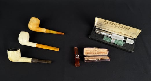 Collection of Estate Tobacco Smoking Pipes