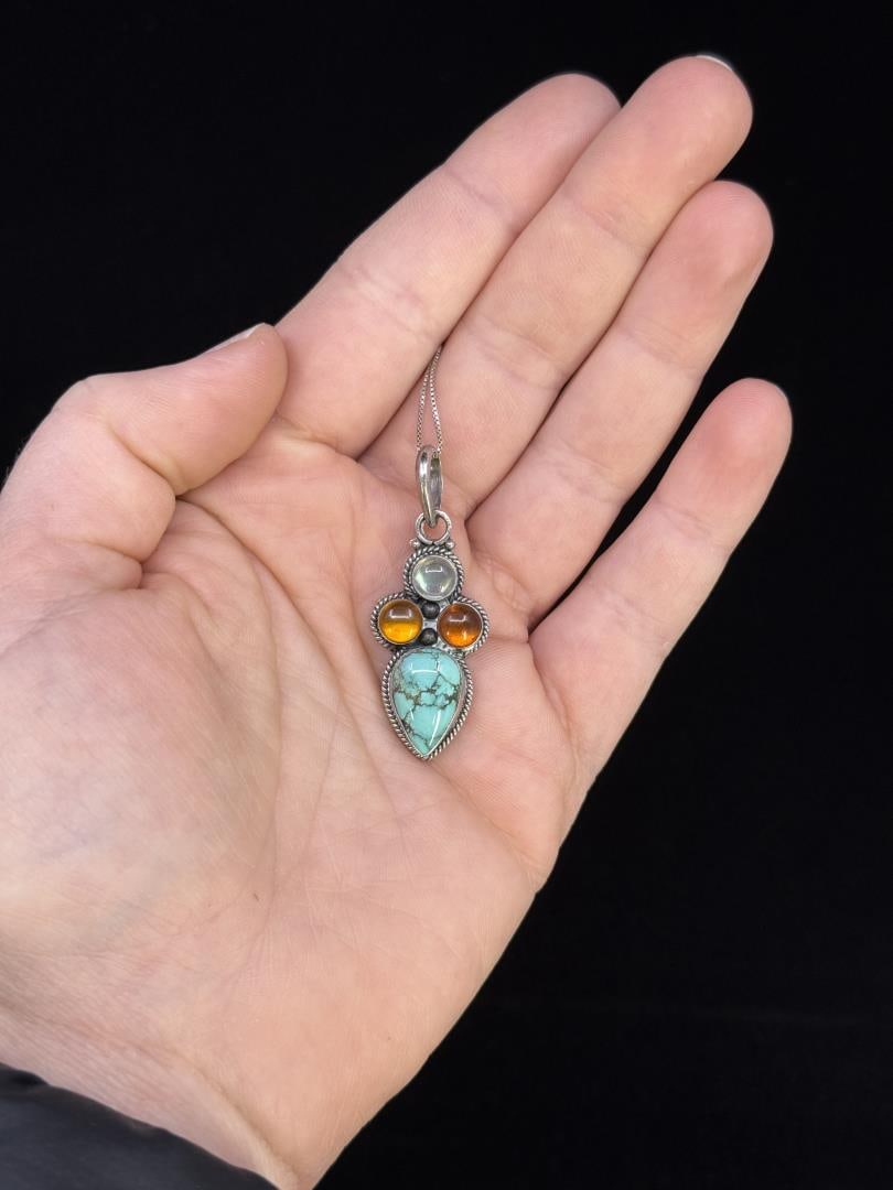 Sterling Silver Turquoise Moonstone Necklace: 10 5/8" long closed. 6.52 grams.