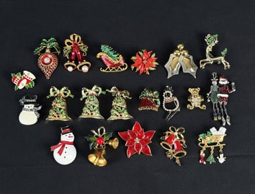 Costume Jewelry Christmas Brooches