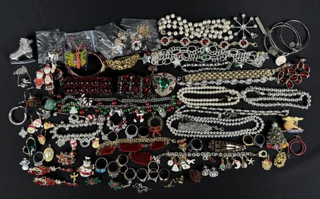 Christmas Costume Jewelry Lot