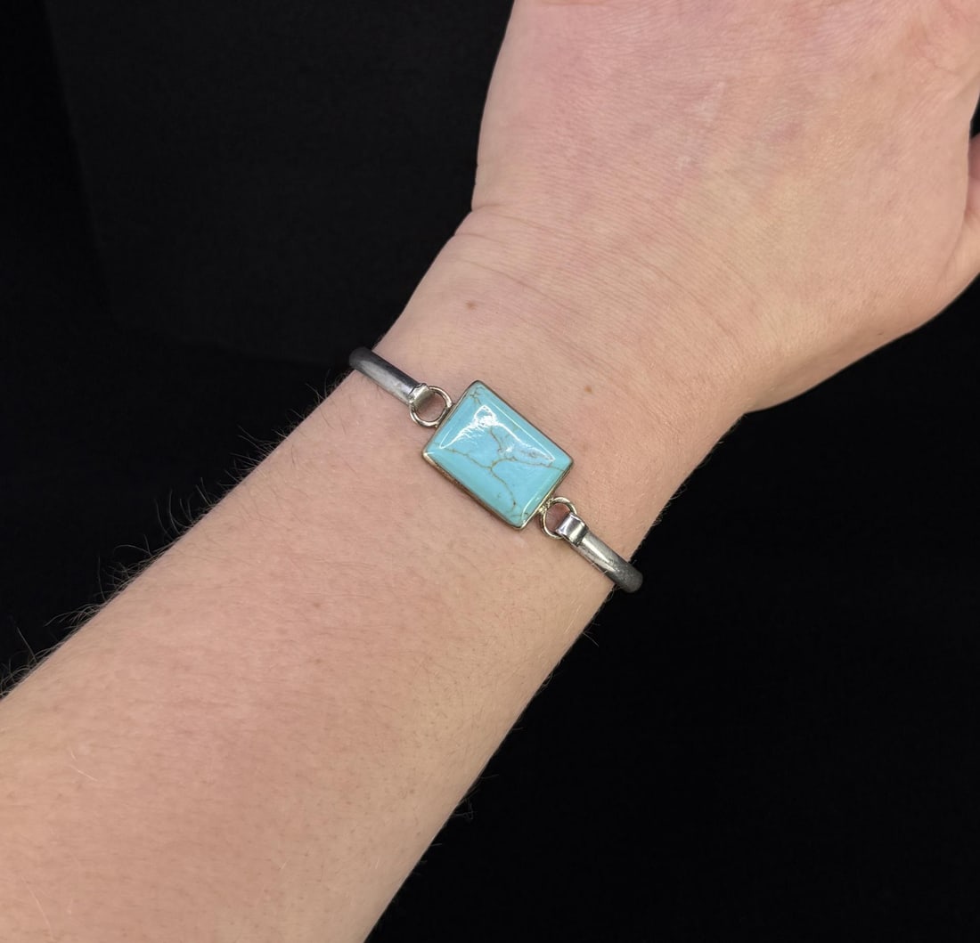 Sterling Silver Turquoise Bracelet: Nice example.