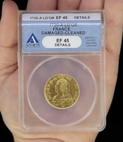 1726 A French Gold Louis d'Or Coin