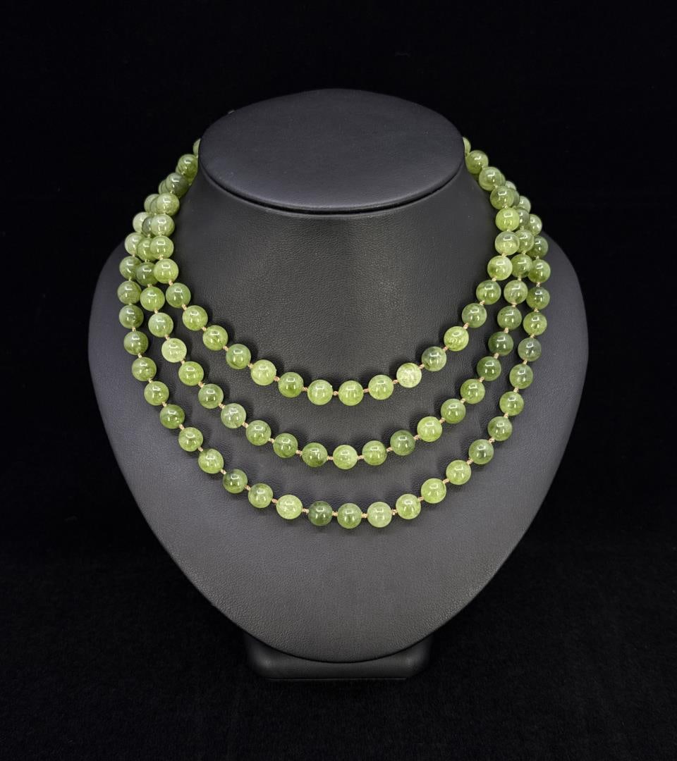 Polished Peridot Necklace: 23 5/8" long closed.