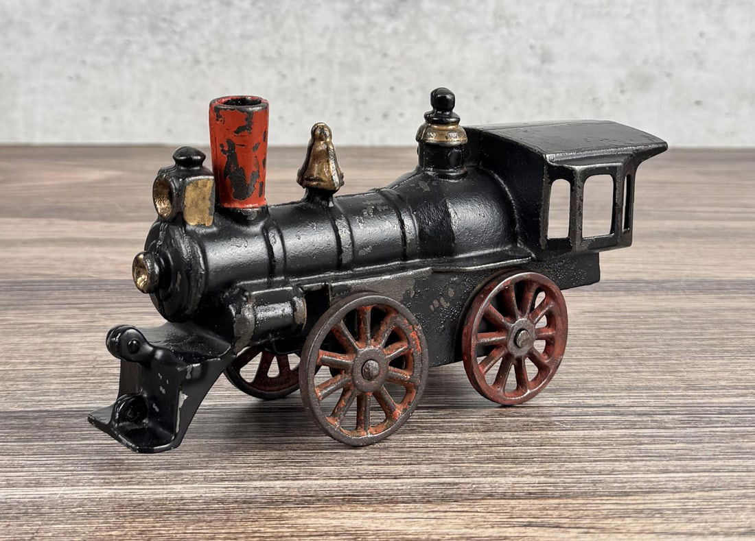 Cast Iron Steam Engine Locomotive Toy (1 of 5)