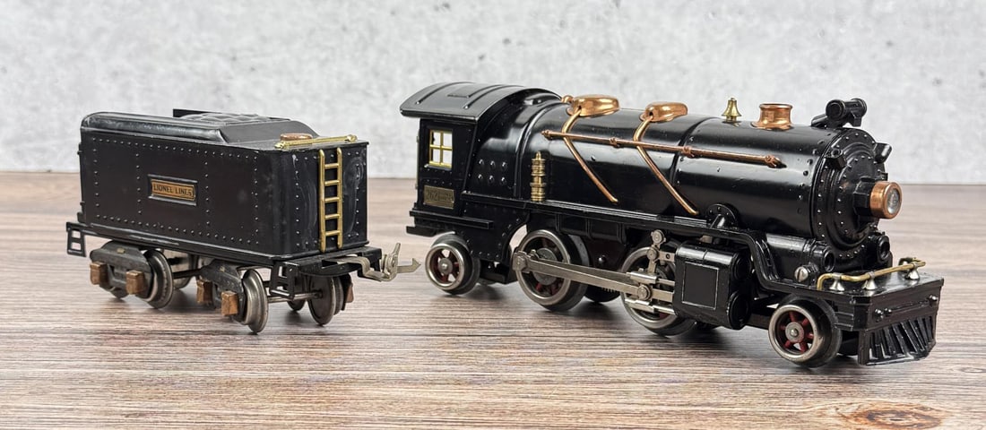 Prewar Lionel Locomotive and Tender 262E 262T: Nice set.