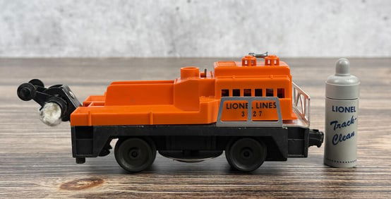 Lionel 3927 Track Cleaning Car