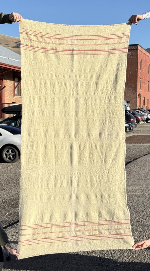 Antique Wool Pink Banded Fur Trade Blanket (1 of 3)