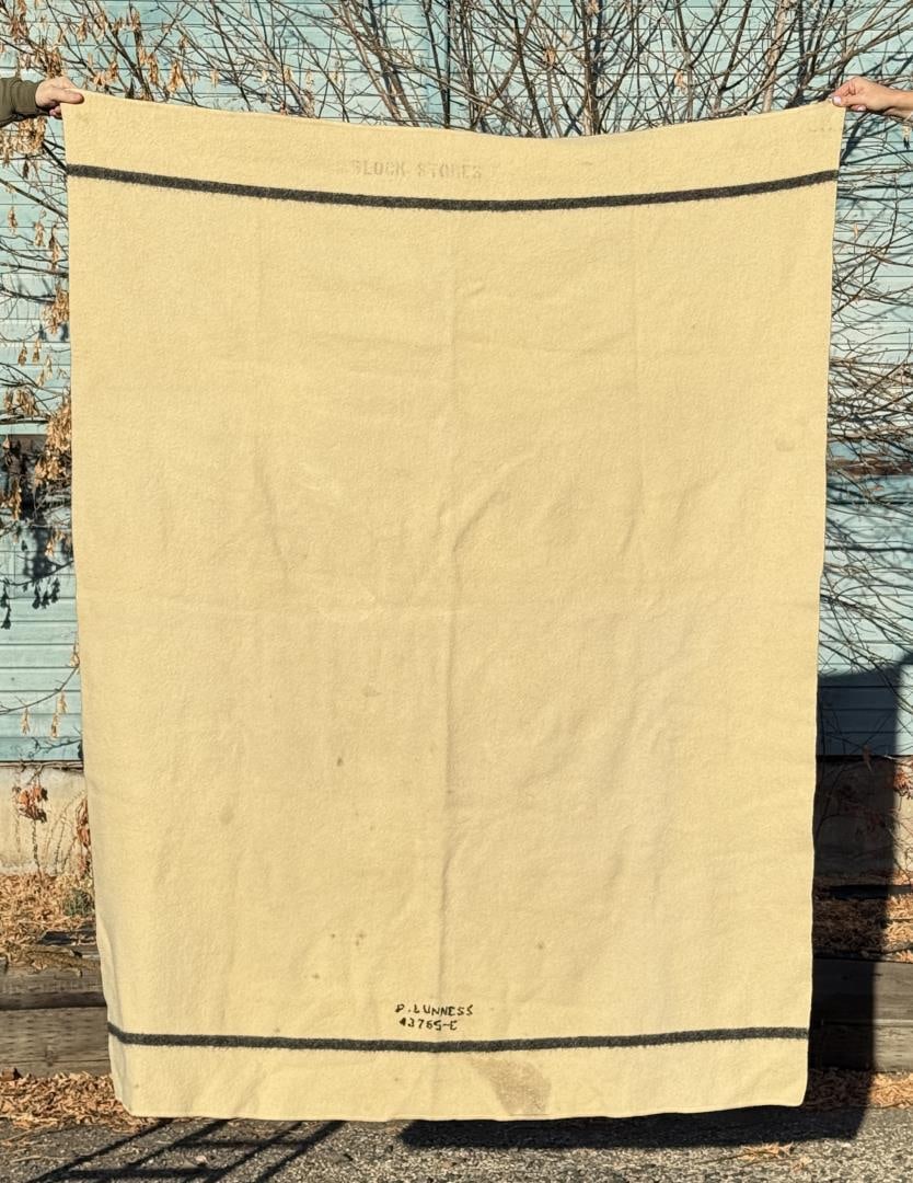 Antique Wool Black Banded Fur Trade Blanket (1 of 10)