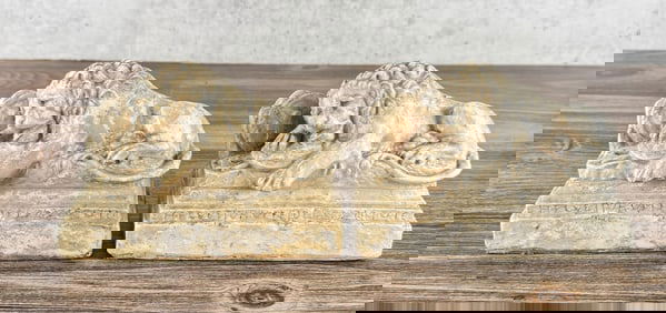 Italian Canova Lion Chalkware Bookends