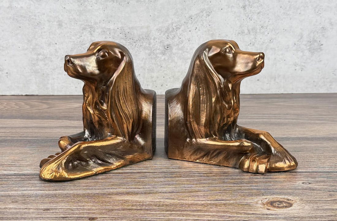 Saxton Chavalas 46 Hunting Dog Bookends: 7 3/4" by 6 1/8" by 3 1/2"