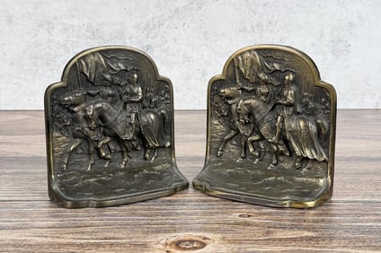 Hubley Cast Iron Knights Crusaders Bookends 246