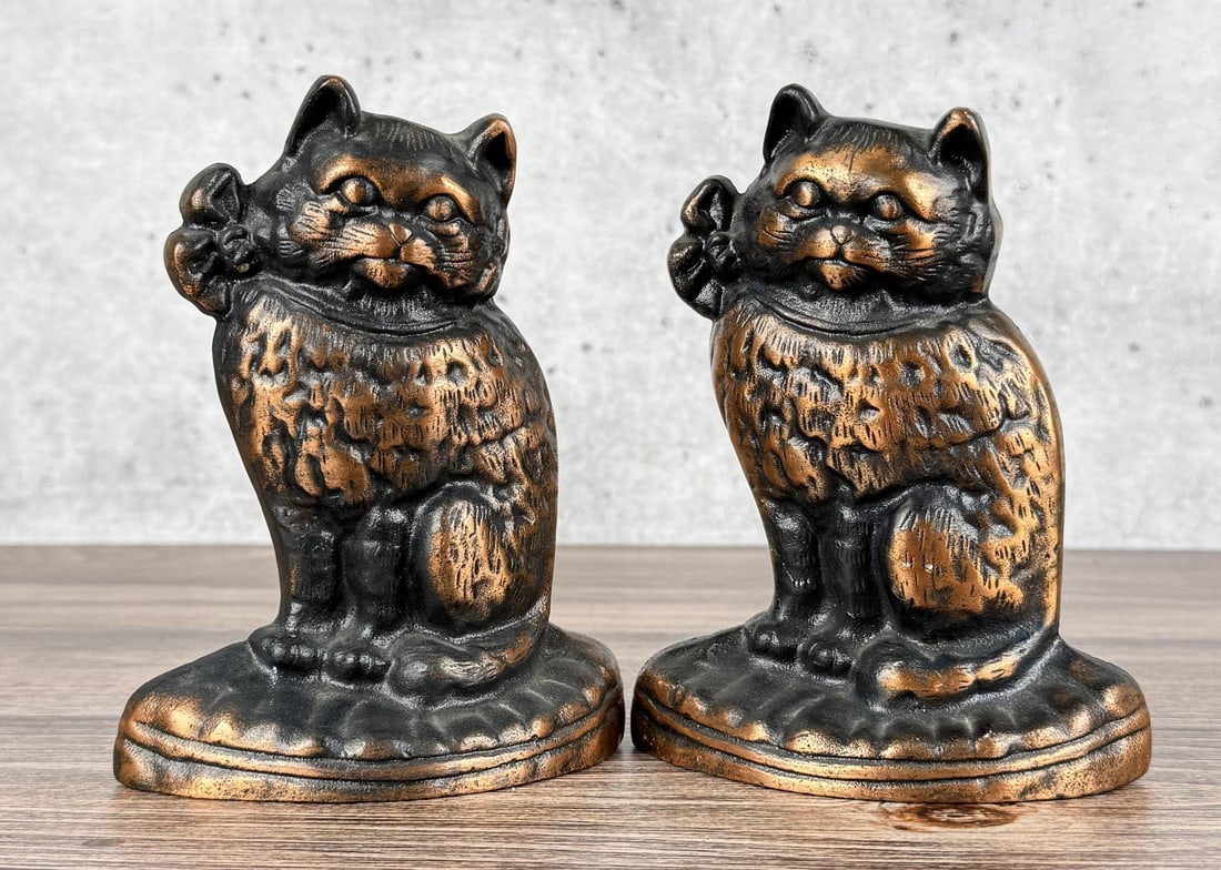 Hubley Cast Iron Kitten Bookends Doorstops: 7" tall by 5 1/4" by 1 3/4"