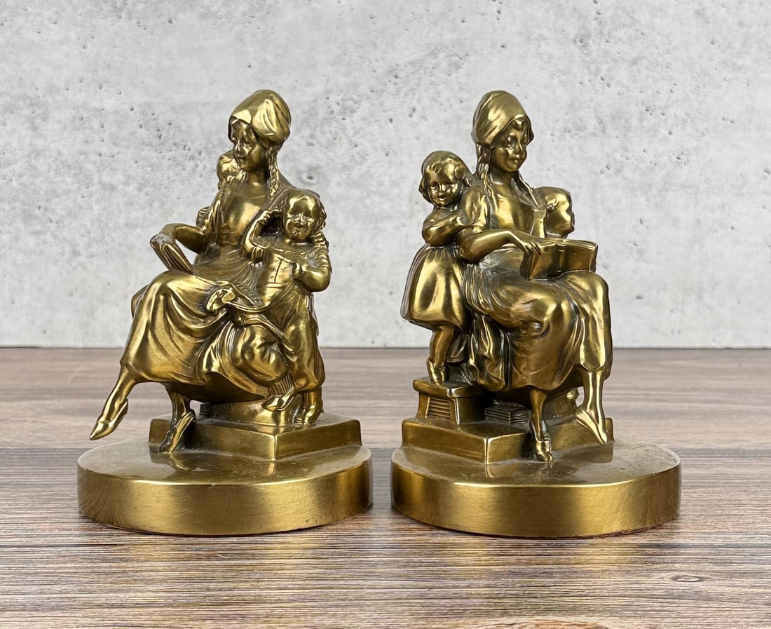 PM Craftsman The Colonial Mother Bookends: 5 5/8" by 4" by 3 1/2"