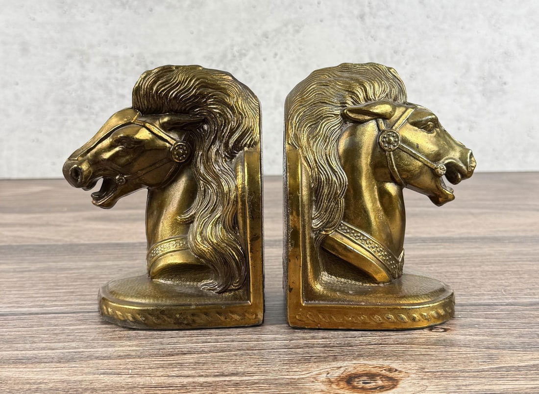 BM Pro Horse Head Bookends: 5 3/8" by 4 1/4" by 3"