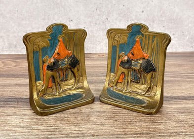 Galvano Orientalist Oasis Thirsty Camel Bookends