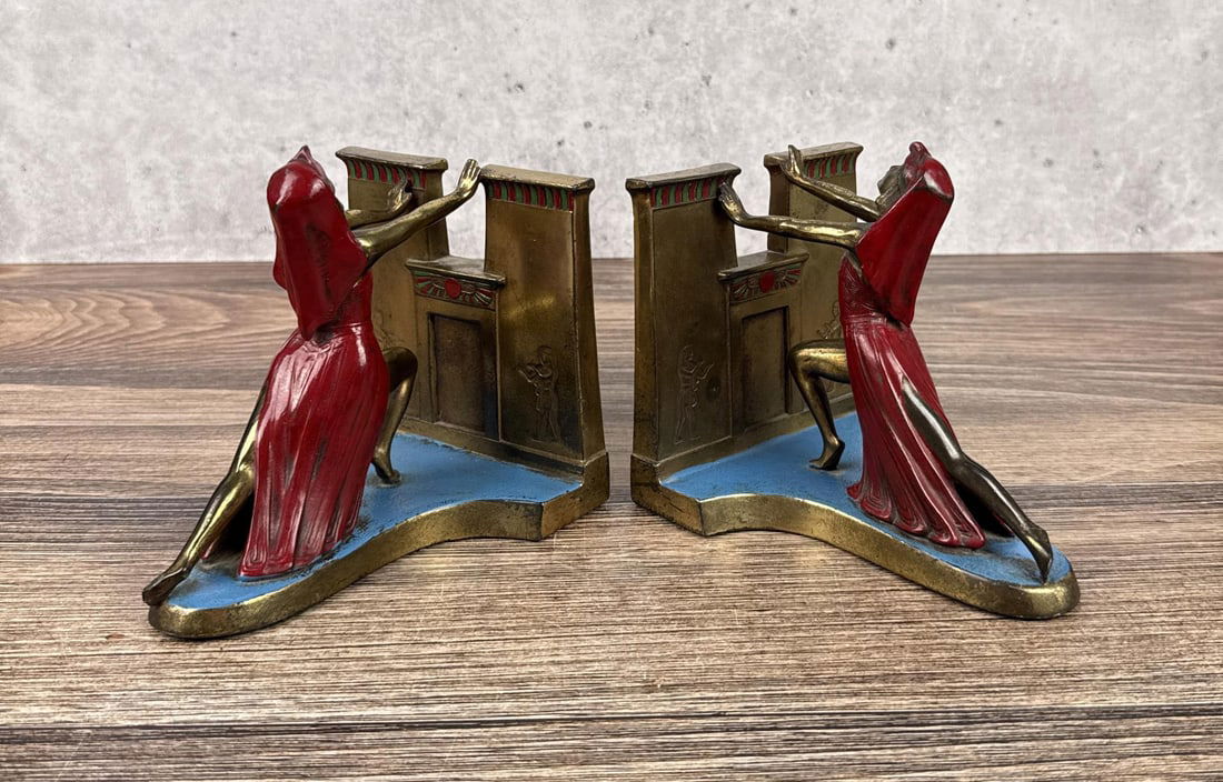Ronson Egyptian Revival Queen of the Nile Bookends: 6 5/8" by 6" by 5 1/4"