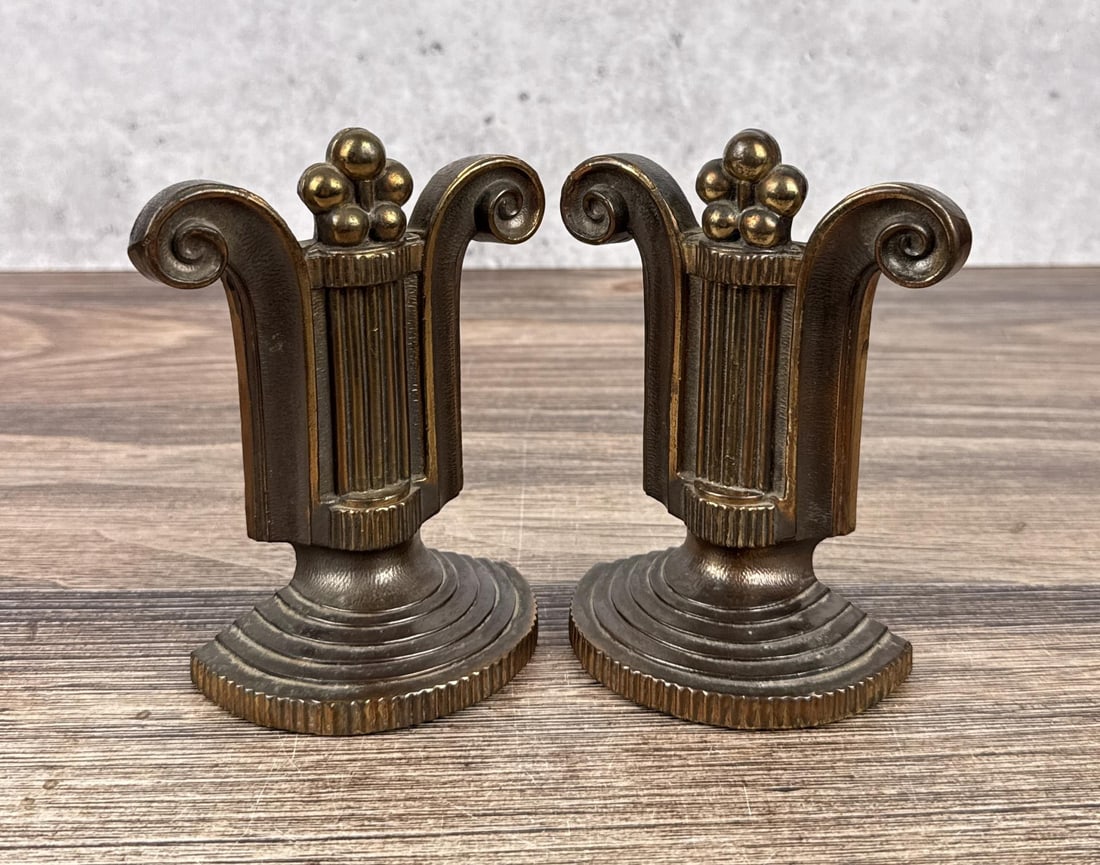 Dodge Gladys Brown Edwards Bookends: 5 1/2" by 4 1/4" by 2 1/8".