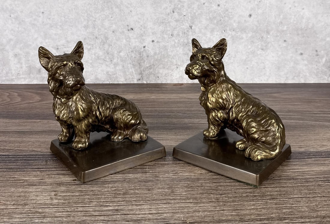 Philadelphia Manufacturing PM Scottie Dog Bookends: 5 5/8" by 5 1/4" by 4 1/4".