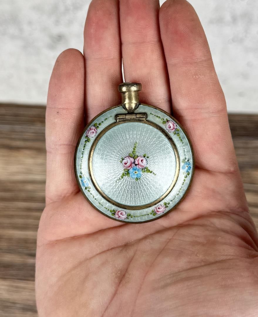 Art Deco Guilloche Enamel Sterling Compact (1 of 6)