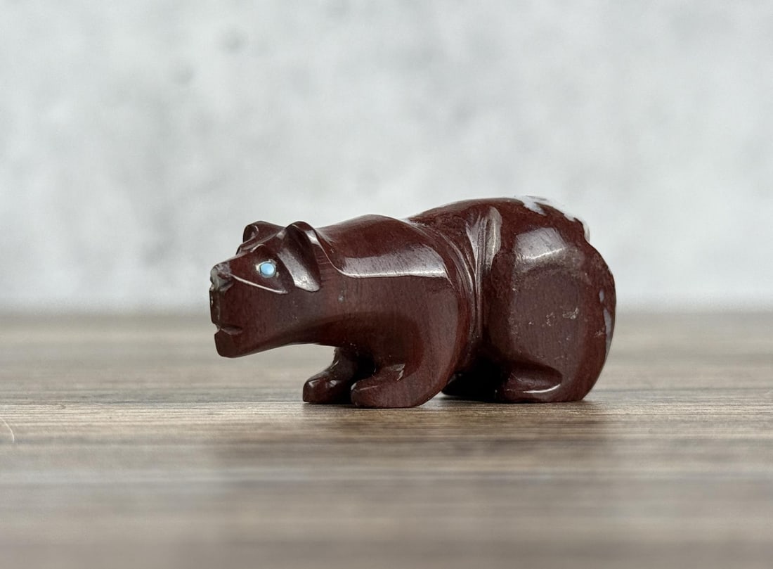 Rosella Lunasee Zuni Carved Bear Fetish: 1 7/8" long by 7/8" tall.