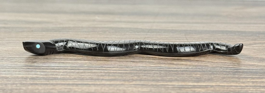 Russell Shack Zuni Carved Snake Fetish: 5 1/4" long, 1/4" tall.