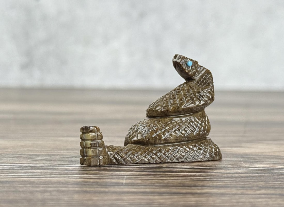 Kent Banteah Zuni Rattlesnake Fetish: 2" by 1 1/4" by 1".