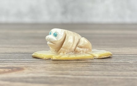 Carlos Battie Zuni Carved Frog Fetish