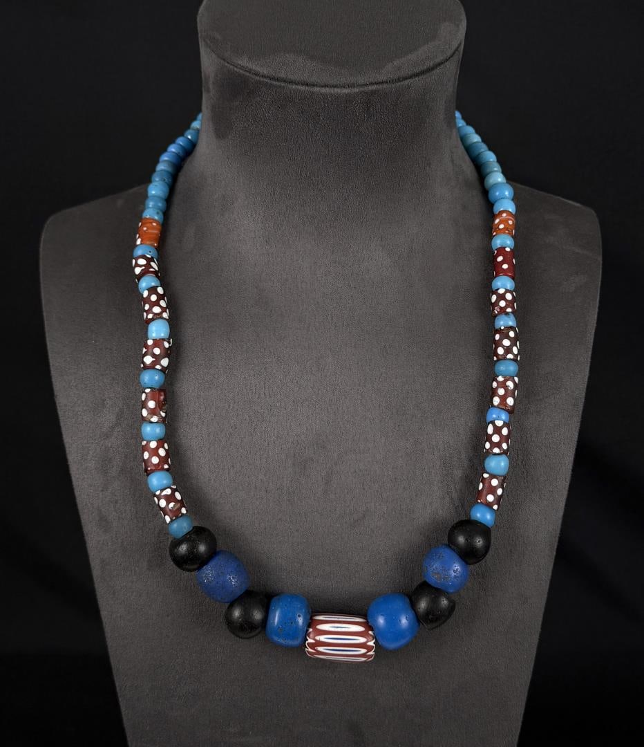 Blue White Heart Indian Trade Beads Chevron (1 of 5)