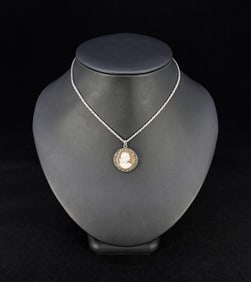Sterling Silver Shell Cameo Necklace