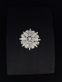 Costume Jewelry Rhinestone Brooch