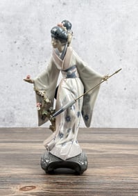 Lladro Porcelain Figurine 1451 Teruko