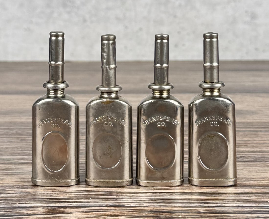 Shakespeare Fishing Reel Thumb Press Oil Cans: Nice grouping