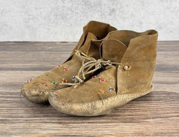 Native American Indian Beaded Moccasins