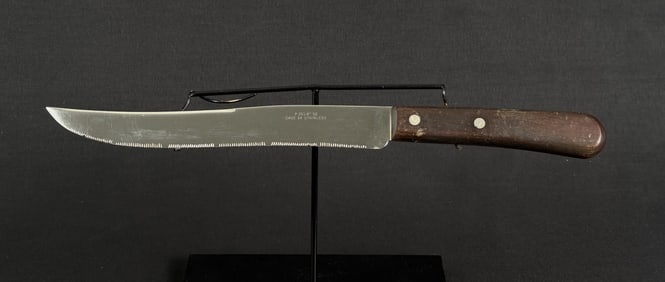 Case XX P 251-8 SE Serrated Kitchen Knife